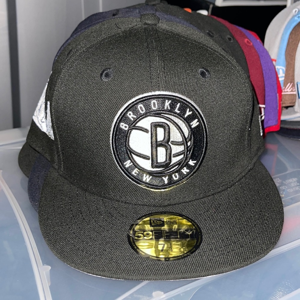New era Brooklyn nets fitted hat